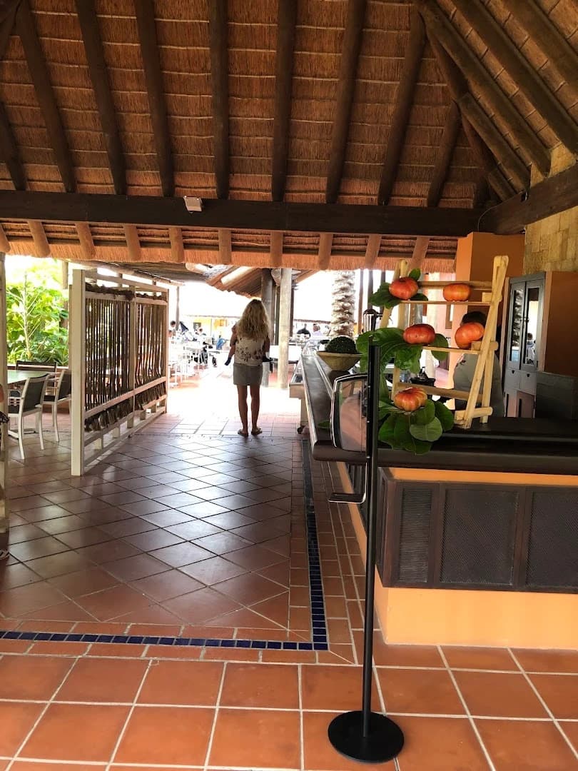 Restaurante Beach Club La Bahía - Photo 5