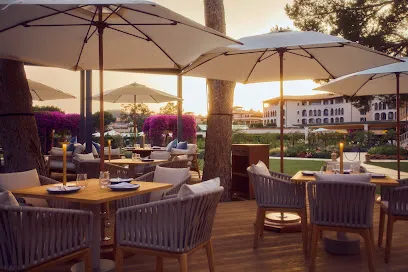 Terrace dining overlooking the sea at Mar Sea Club in Costa d'en Blanes